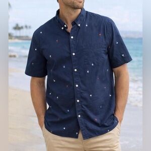 GAP Navy Short-Sleeve Button-Down Shirt with Small Embroidery XL